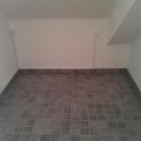 Wc laatoitus Paloheinä